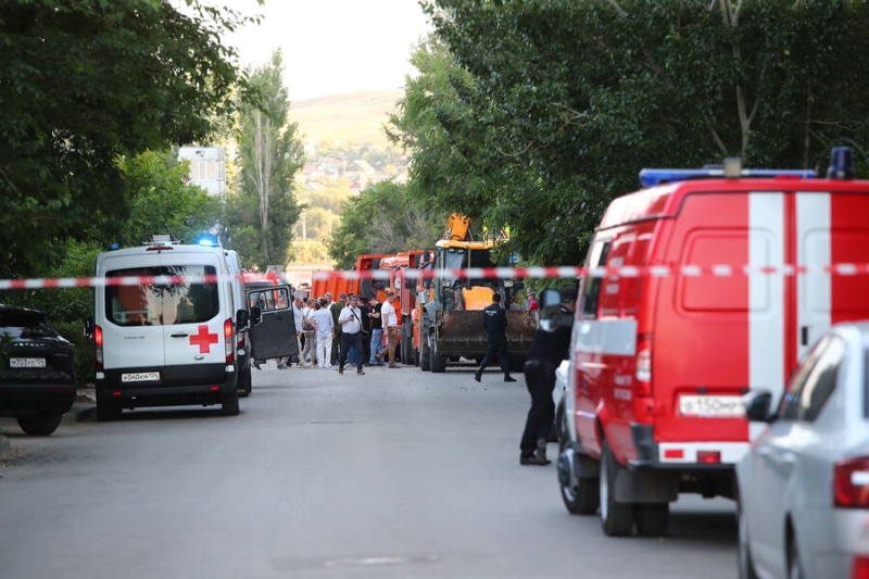 После взрыва на насосной станции в Волгограде под завалами могут оставаться люди